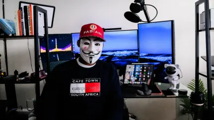 Казино Аладинс Голд Мобилно приложение